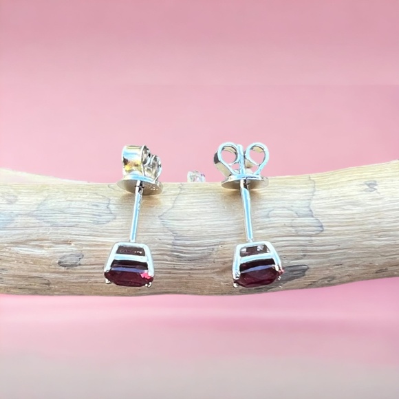 Rare Natural Rhodolite Garnet Earrings Sterling Silver 5mm , January Birthstone - Picture 4 of 4